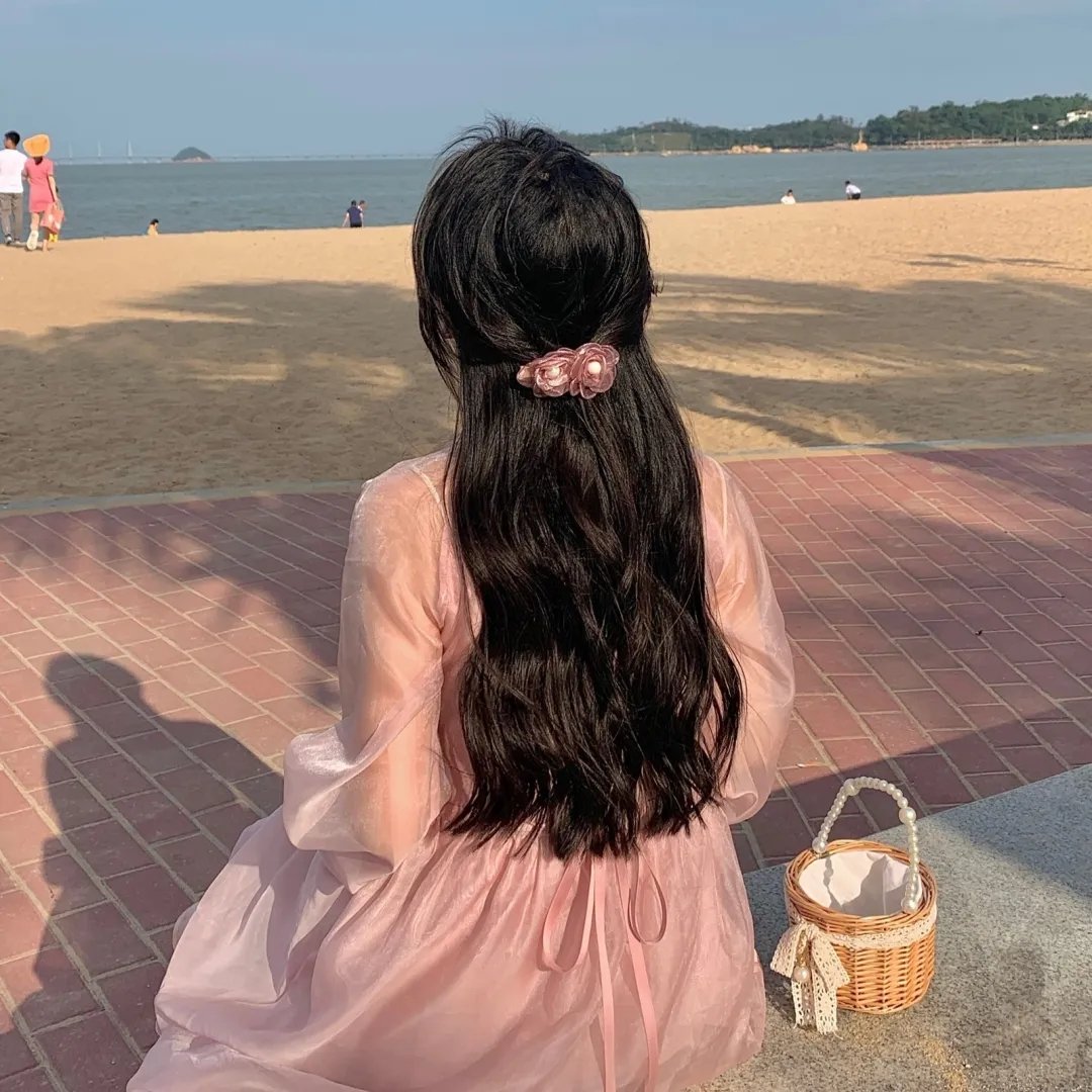麻烦请你先告白海报