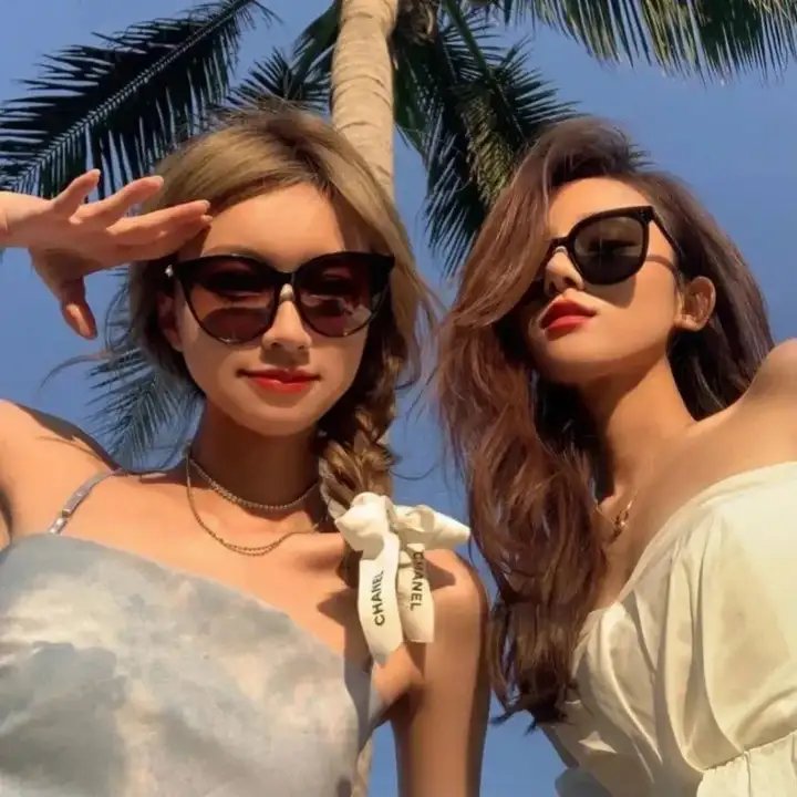 奔放青春海报