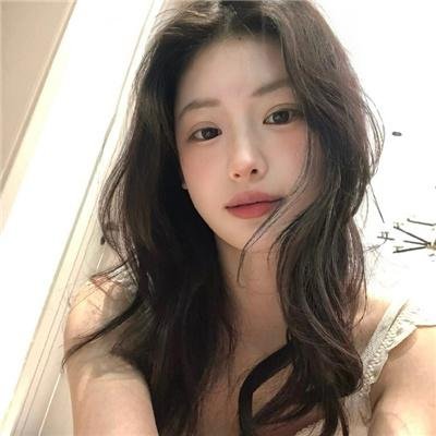 搭秋千的人海报